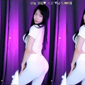 ♥바니♥ (nayanaa) AfreecaTV stream Dance - B.B.B 🍑