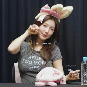 i-dle - Miyeon