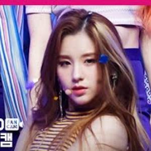 [MPD직캠] 이달의 소녀 희진 직캠 4K '목소리' (LOONA HeeJin FanCam) | @MCOUNTDOWN_2020.10.22