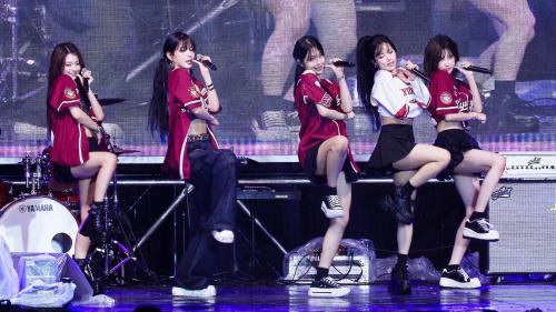 250916 프로미스나인 fromis9 Full ver 'Supersonic+DM+LIKE YOU BETTER+Love=Disaster+WE GO' 8K 직캠 @경희대 축제