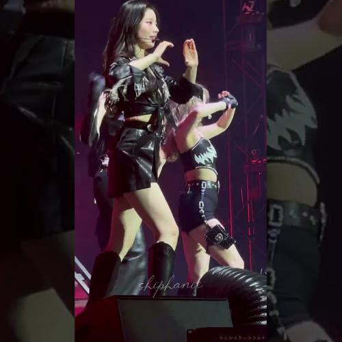 Get Loud Nayeon Focus 220514 TWICE 4TH WORLD TOUR ‘Ⅲ’ Encore in Los Angeles