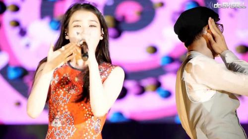 제가 클최미님(아이유) 직캠 중 가장 좋아하는 직캠