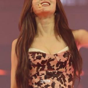 SANA - YES or YES #사나#サナ#湊崎紗夏#트와이스#TWICE#THISISFOR