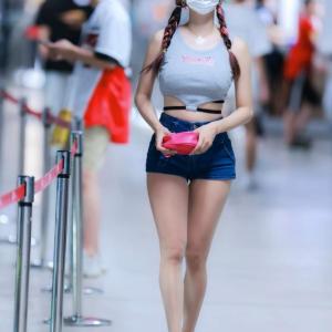 산타걸 치어리더 김한나