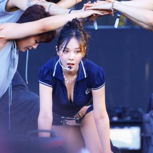 250815 비비 BIBI 몸 Meat @원유니버스 페스티발 OUF 2025 4K 직캠 by MIXX