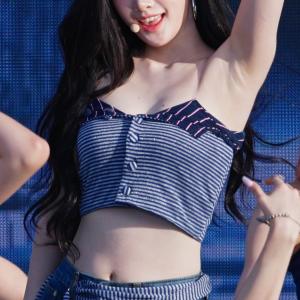 그녀의 별명이 띨띨좌인 이유ㅋㅋ #김유연 #KimYooYeon #트리플에스 #tripleS