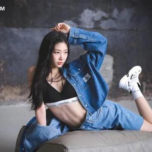 LE SSERAFIM - Kazuha Abs