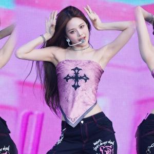 250807 방지민 BANGJEEMIN 이즈나 izna 'BEEP + SIGN' 4K 60P 직캠 @보령 엠카운트다운 by DaftTaengk