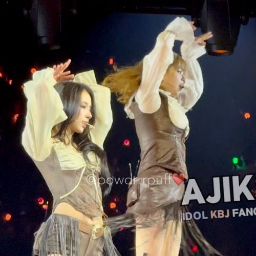 260124 - RIGHT HAND GIRL - TWICE - LA D3 - 4K 직캠 FANCAM