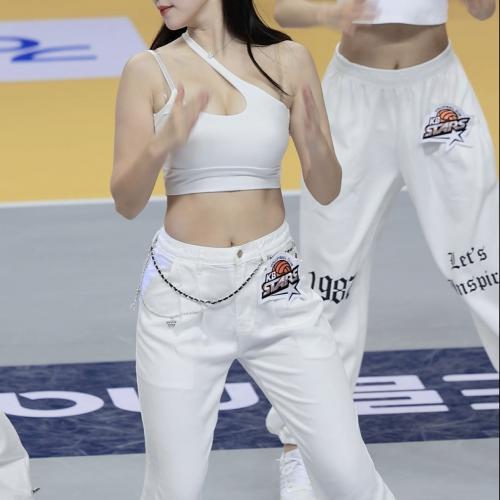 [4k] 24-25 kb손해보험배구단 金渡娥 김도아치어리더 up 4 직캠 #shorts #김도아 #배구 #kb손해보험 #치어리더 #공연 #영상 #직캠 #up #카리나