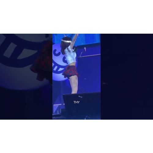 fancam twice Momo at 10 anniversary