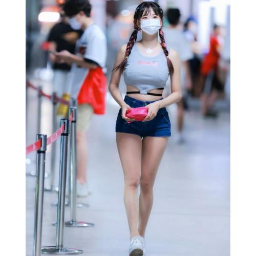 산타걸 치어리더 김한나