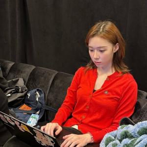 남자에 미친 4세대 민심이 하나 둘 나락을 가는구나