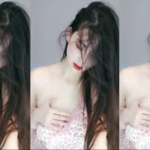 【收藏】虎牙 苏樱 粉色豹纹睡衣 奶子兜不住了 捂着跳 중국 BJ 댄스