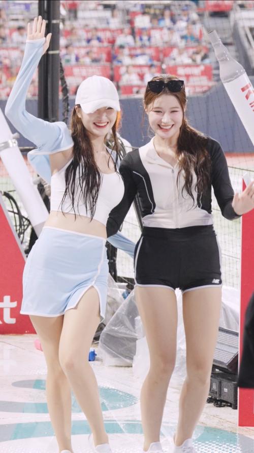 학씨 궁디팡팡 Hold Up 아웃송 #김해리 #이예빈 KT 위즈 #치어리더