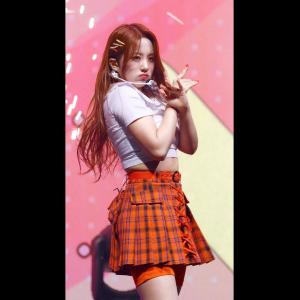 [4K]230329 첫사랑(CSR)- 열여덟 (Signal) 유나 직캠 fancam @DELIGHT 컴백쇼케이스