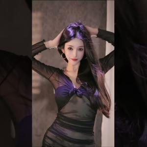 什么桃 直播性感舞蹈片段 Dynamic Live Dance Performance Stream 2025 05 01 194106 0000 00 28 48 879 00 32 36 790