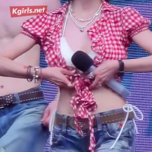 권은비 워터밤을 폭발시킨 비키니 레전드