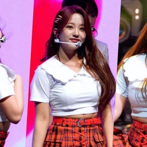 첫사랑 유나 열여덟 직캠(CSR YUNA 'SIGNAL' Fancam) | 4K 230329 2nd MINI ALBUM DELIGHT ShowCase by eyecatch