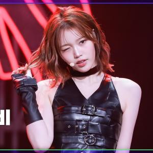 [K-Fancam] 이즈나 정세비 직캠 'Mamma Mia' (izna JEONG SAE BI Fancam) @뮤직뱅크(Music Bank) 251017