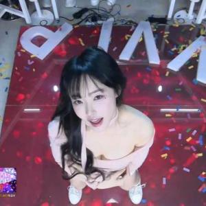 심은비♥ -🍭EDM🔸간바레🔸우유🍭 [GD컴퍼니 비친소] 조회수 179 회 2025-04-16 박가린님[♥