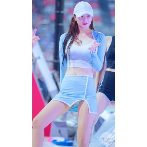 핏이 너무 완벽한 피리춤 아웃송 김해리 치어리더 Kim Haeri Cheerleader ktwiz