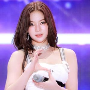 [4K] 250524 스테이씨 아이사 'RUN2U' 직캠 (STAYC ISA FanCam)